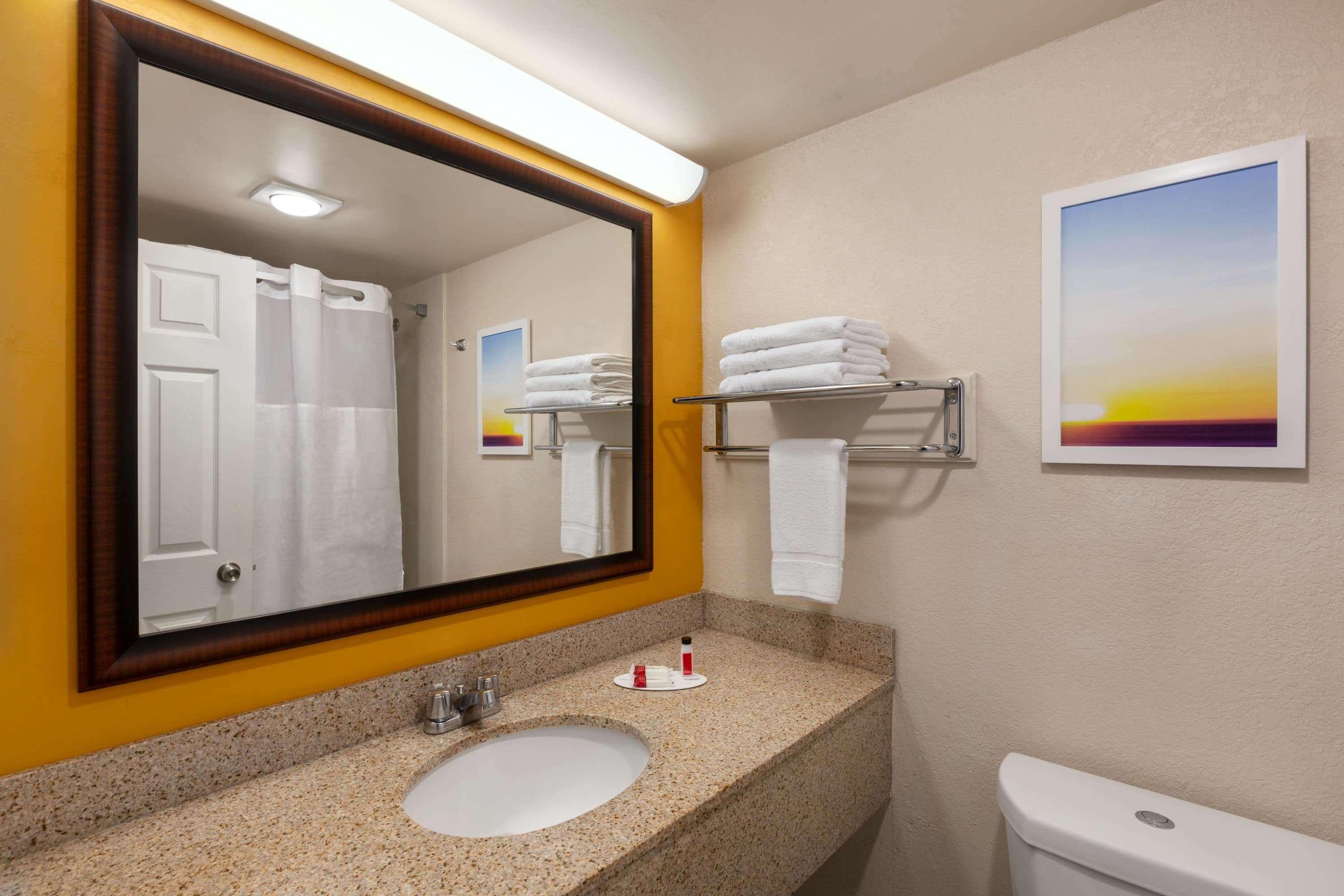 Hotel Envision Miami International Airport Medley
