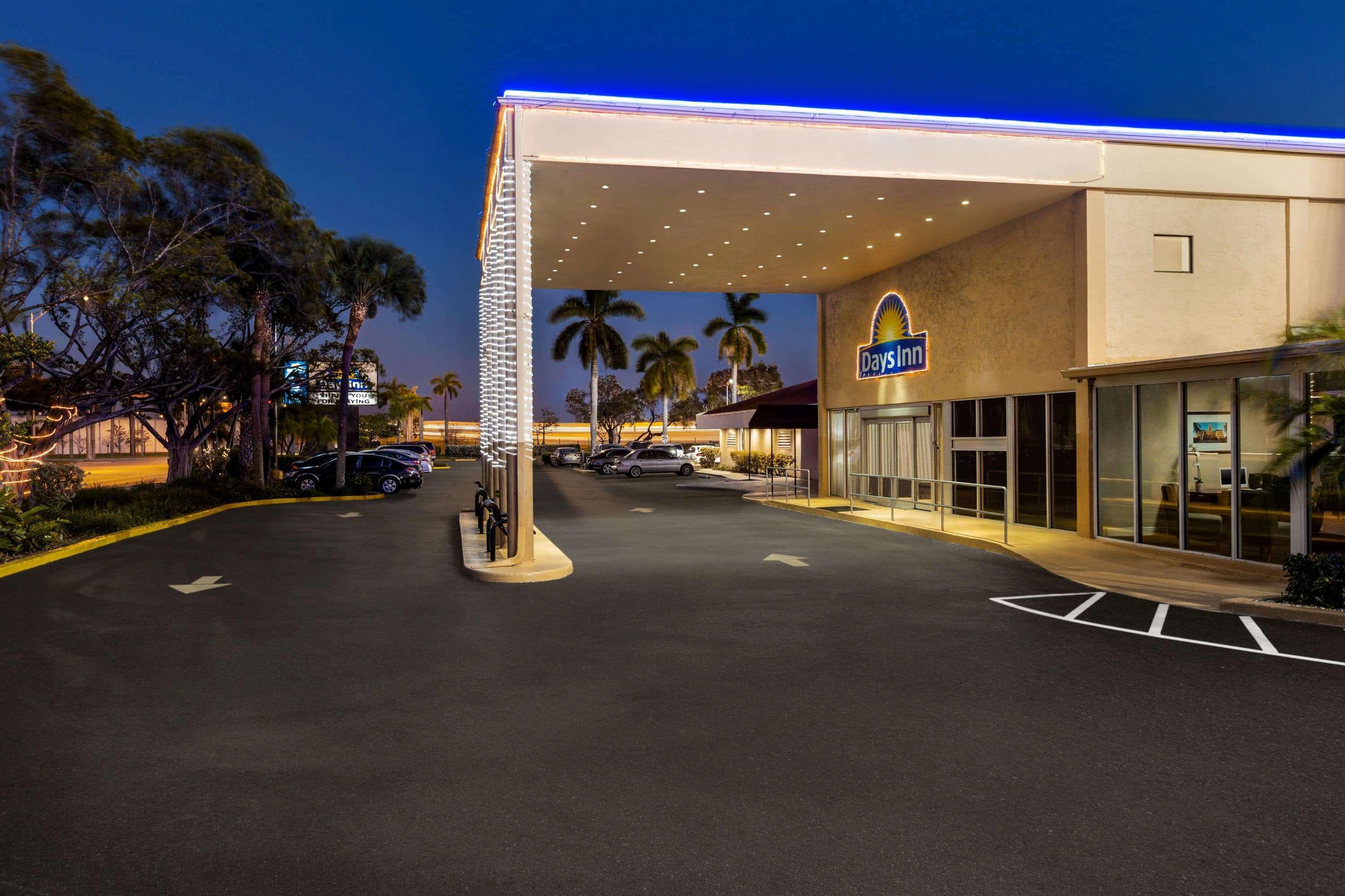 Hotel Envision Miami International Airport Medley