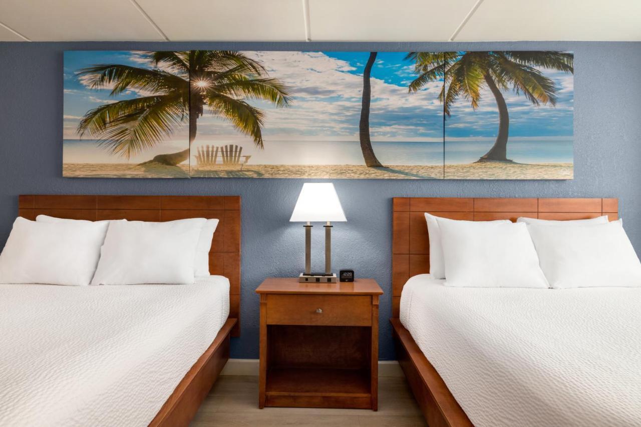 Envision Miami International Airport Medley