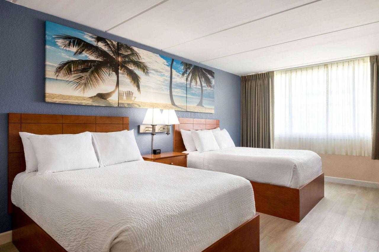Hotel Envision Miami International Airport