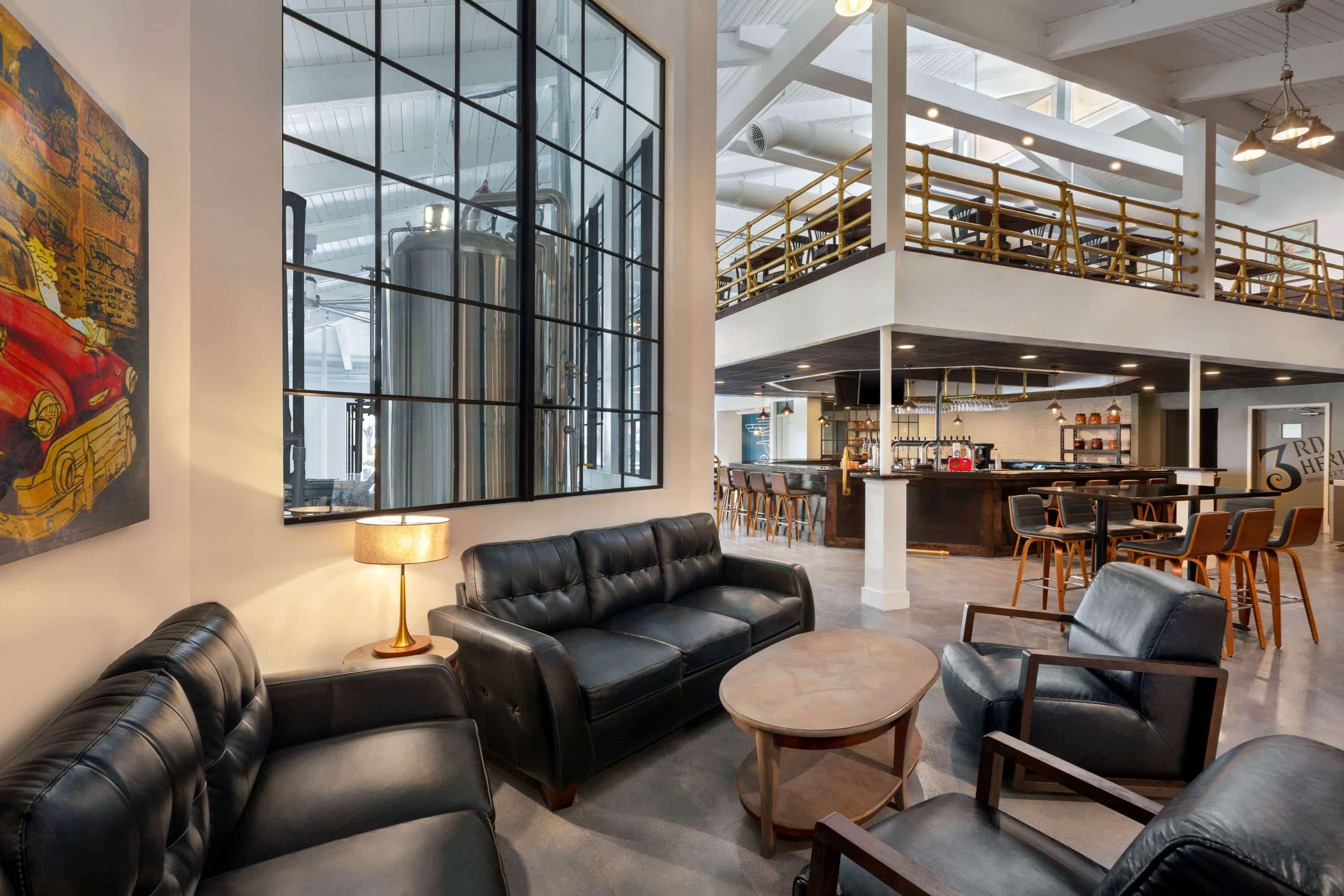 Hotel Envision Miami International Airport 3*