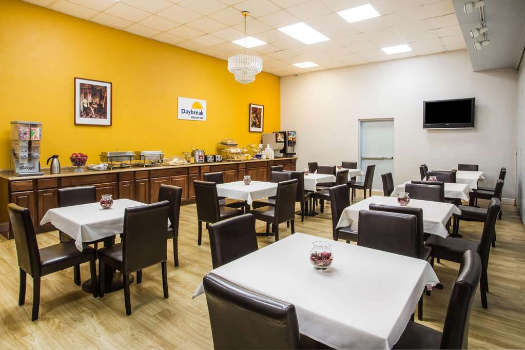 Hotel Envision Miami International Airport 3*